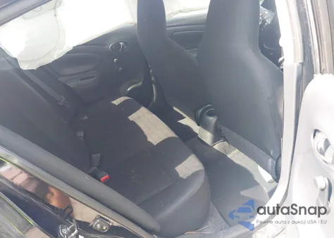 2014 Nissan Versa 1.6 S+ z USA, uszkodzony, nr VIN 3N1CN7AP5EL812605